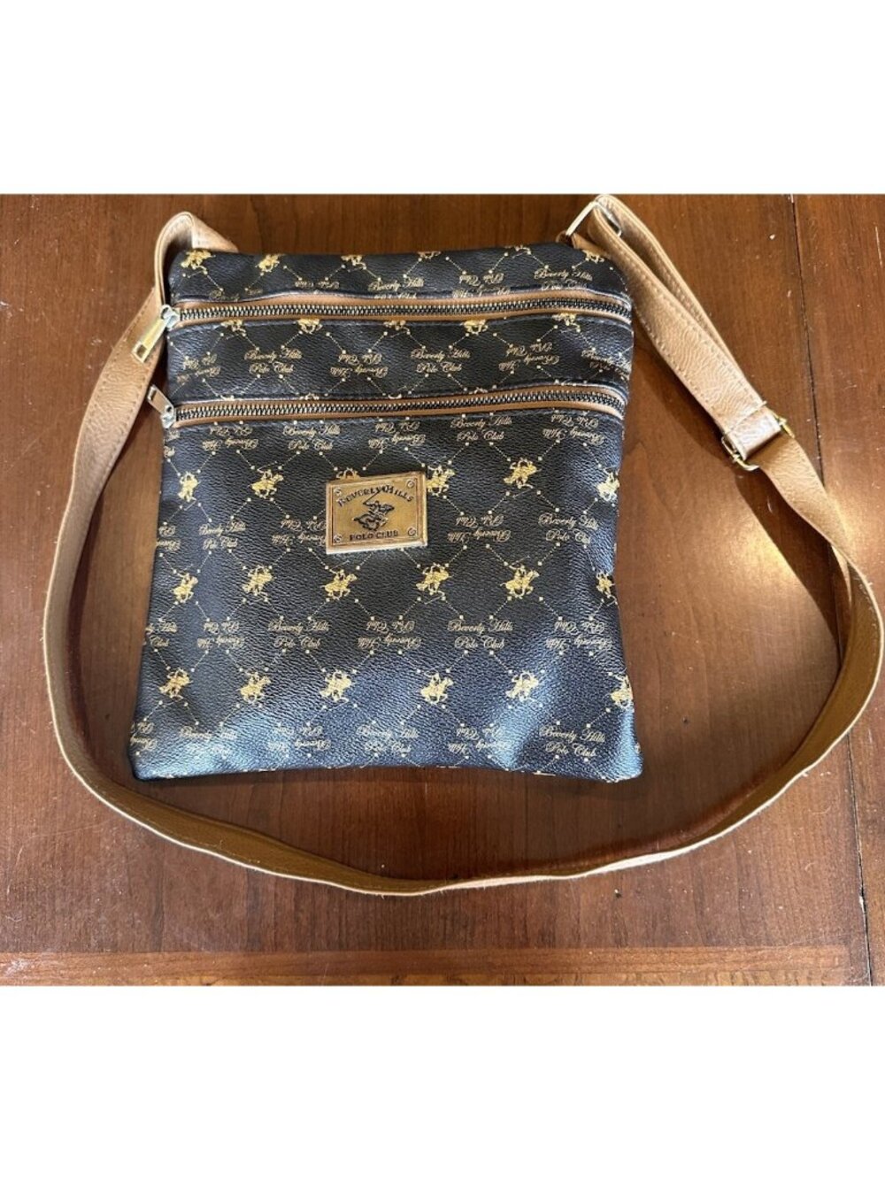 Beverly Hills Polo Club Crossbody/Messenger Bag Equestrian Polo Player Pattern